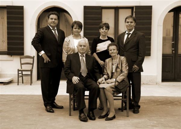 famiglio-olio-redoro famiglia, redoro