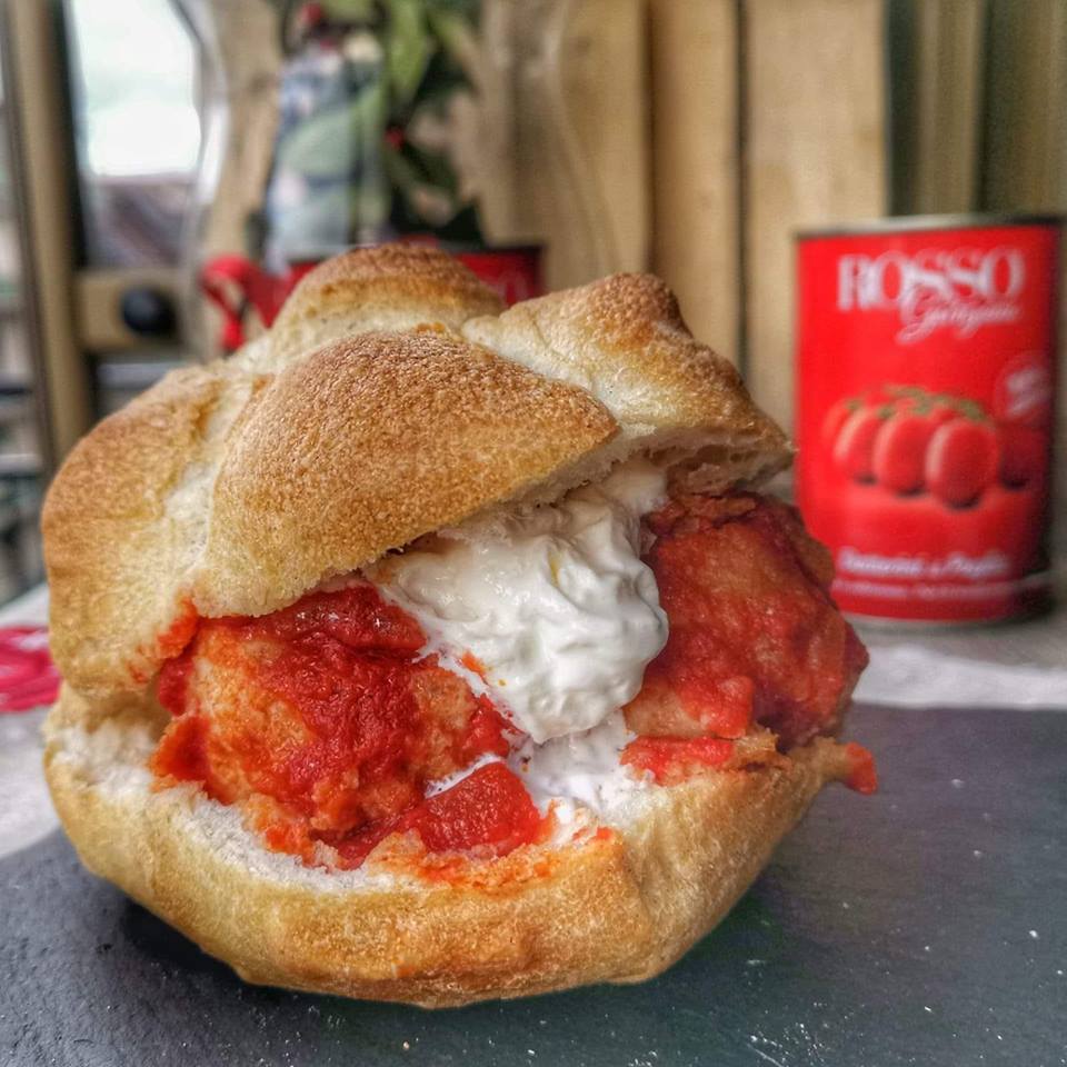 panino-rosso-gargano puccia pugliese rosso gargano