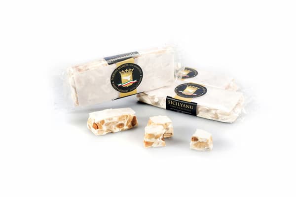 torrone-bianco-con-mandorle-sicilyanu-food-excellence torrone bianco con mandorle, sicilyanu food excellence