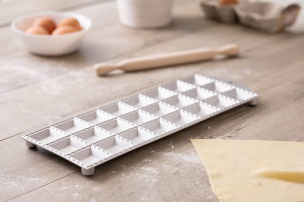 Calder-stampo-ravioli Calder, stampo per ravioli