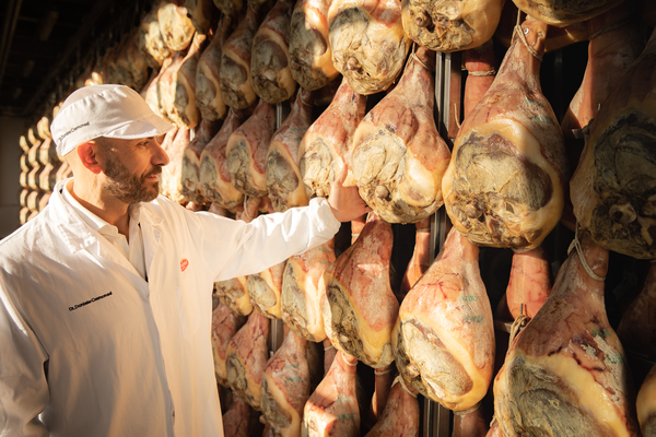 Salumificio_San _Michele_stagionatura Salumificio San Michele stagionatura